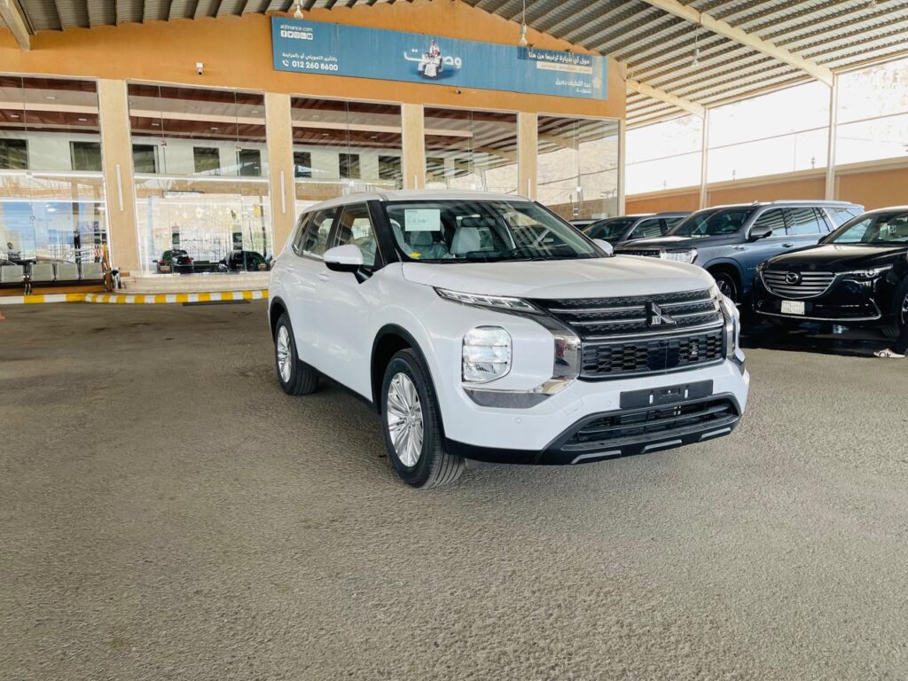 مميزات وعيوب ميتسوبيشي أوتلاندر