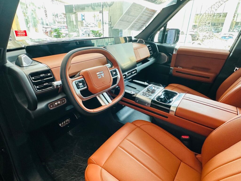 باب خلفي جيتور G700