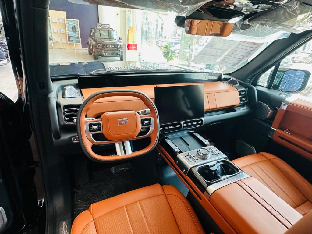 صف الثلاث جيتور G700
