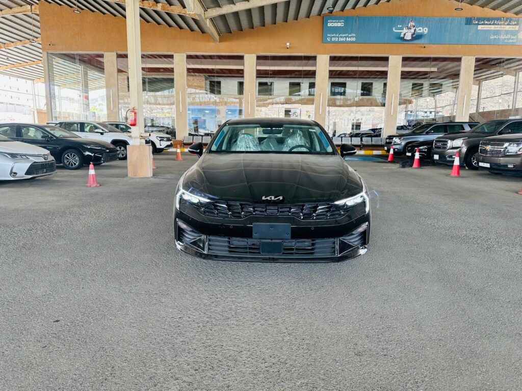 معرض كيا K5