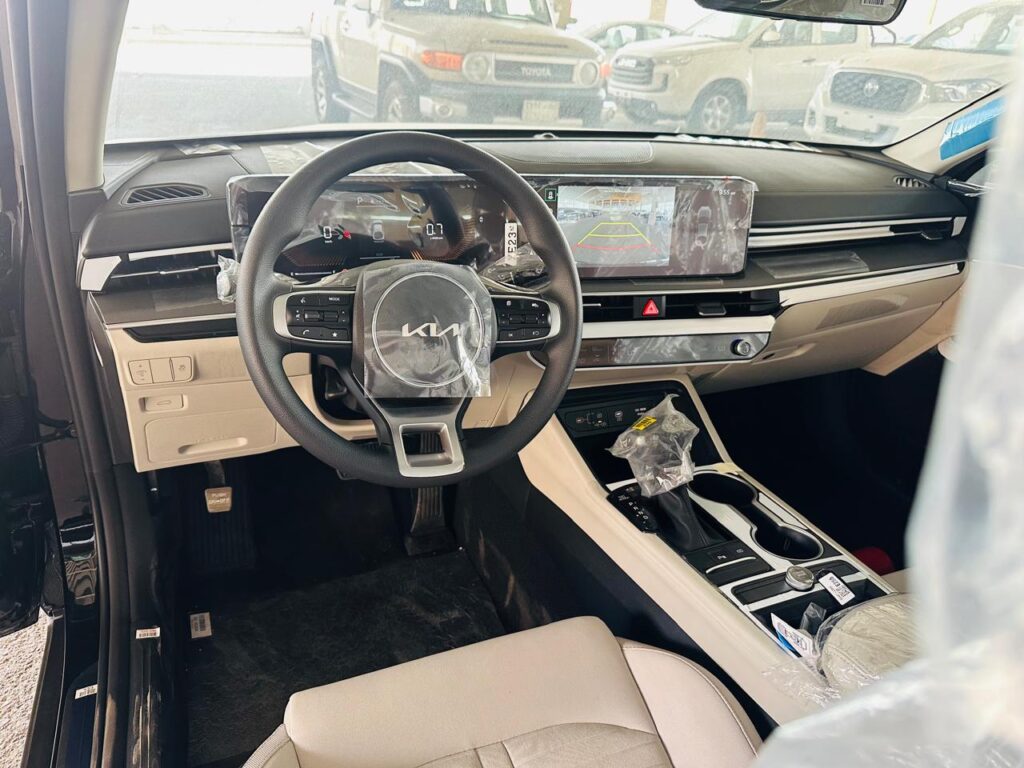 عجلة القيادة كيا K5