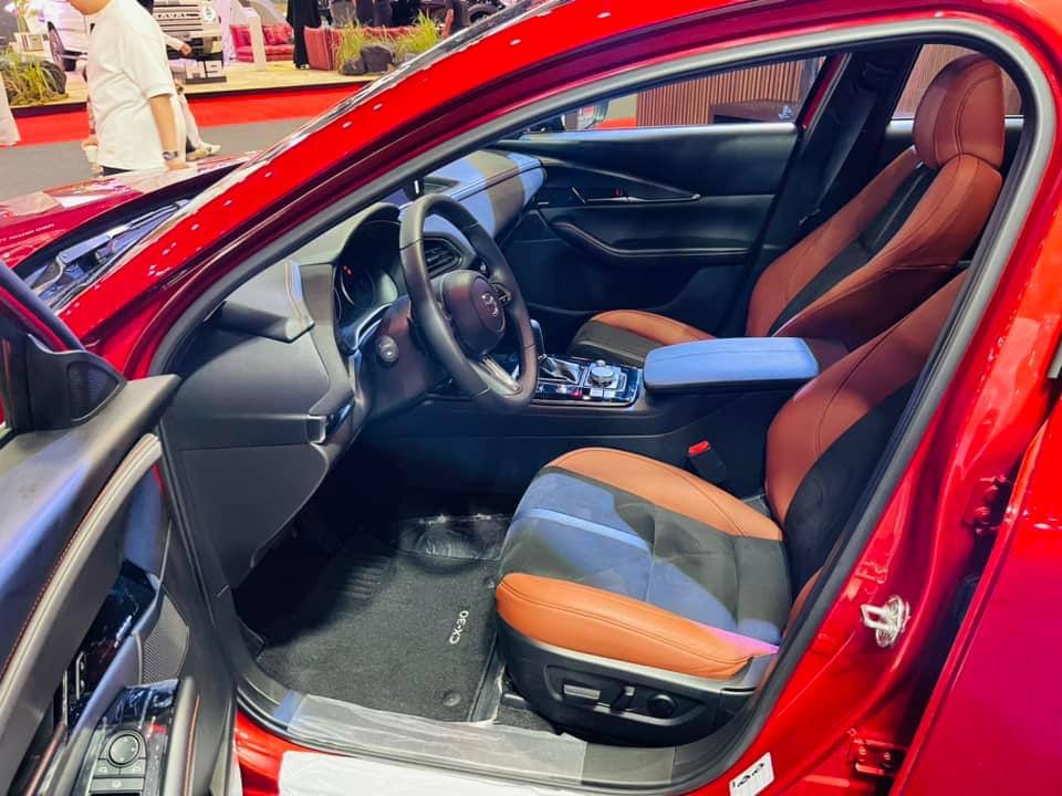 تكاية مازدا CX-30