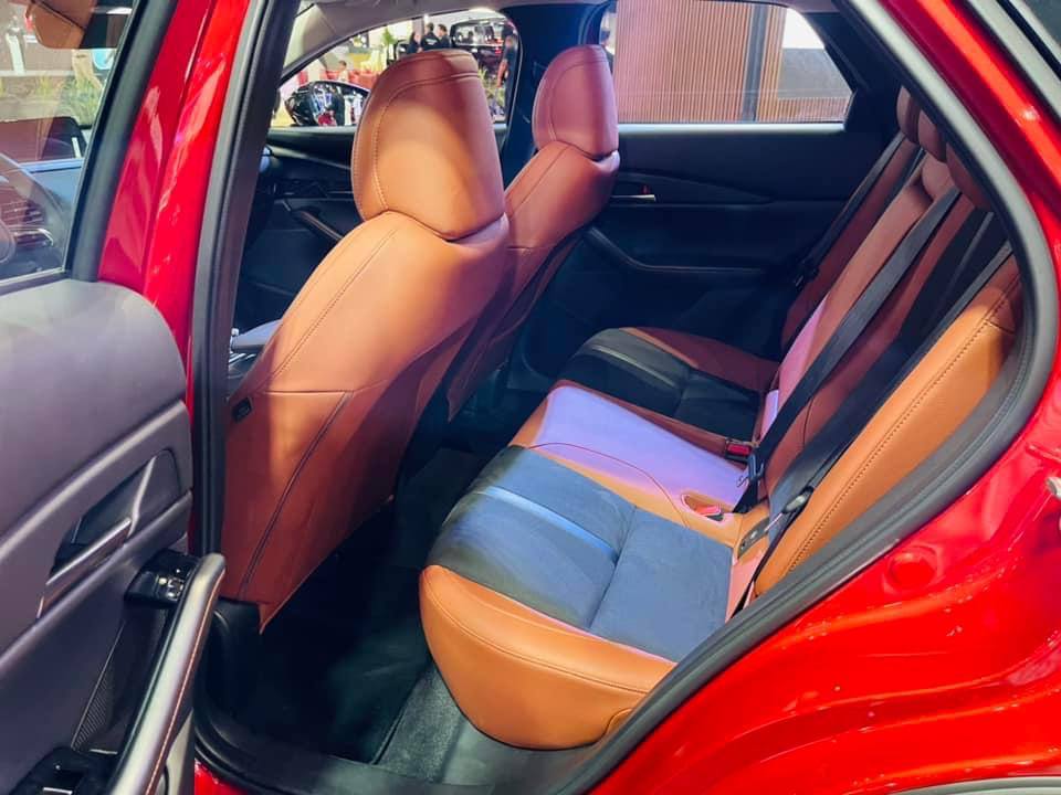 مسند الراس مازدا CX-30