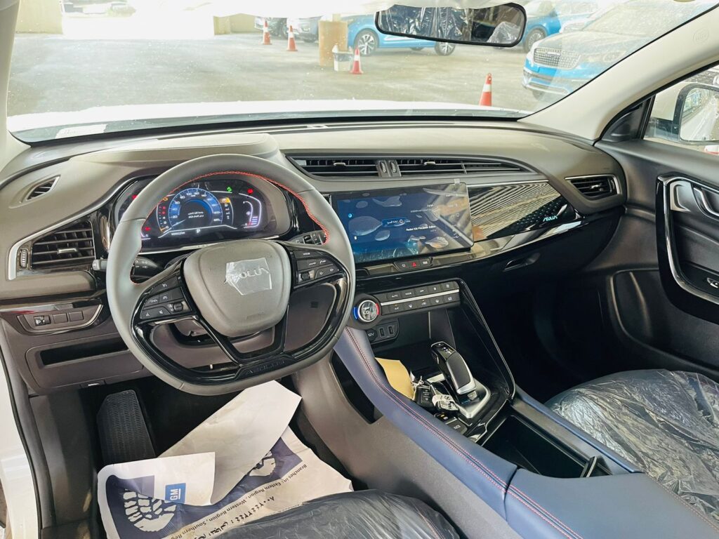 شاشة دونج فينج AX7 ماخ