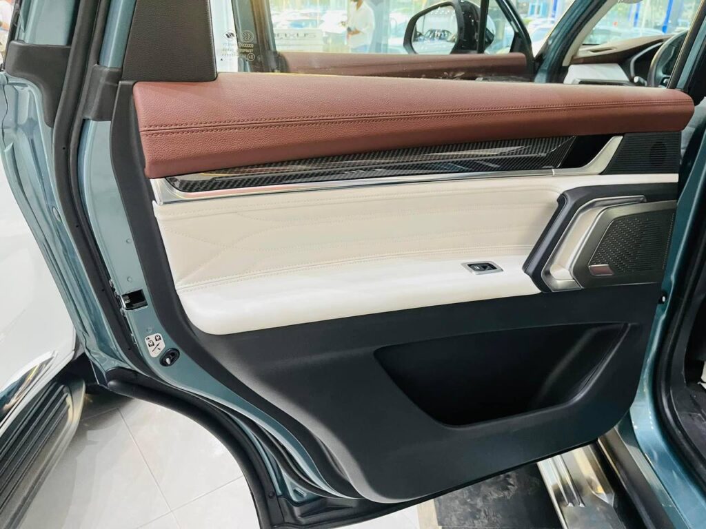 باب الراكب ماكسيوس D90 ماكس